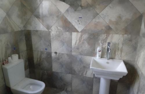 Tembisa Casa | Thiwani Guest House