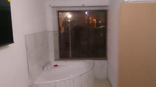 Tembisa Casa | Thiwani Guest House
