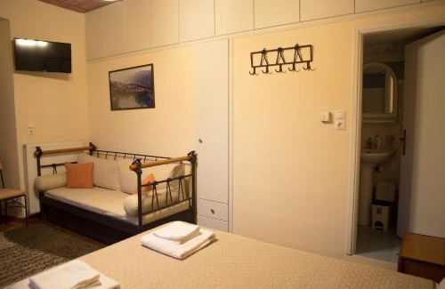 Ano Doliana Casa | Tholos