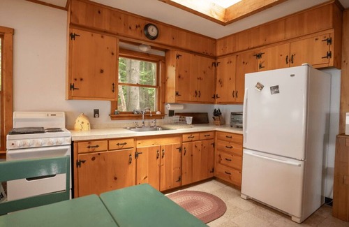 Oxford Casa | Thompson Lake Cabin Nestled in Majestic Pines - Family Waterfront Escape