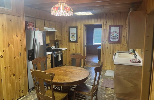 Franklin Cabaña | Thorn Creek Cottage