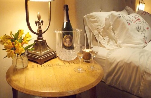 Clear Lake Cama Y Desayuno | Thorn Hill Vineyard Villas