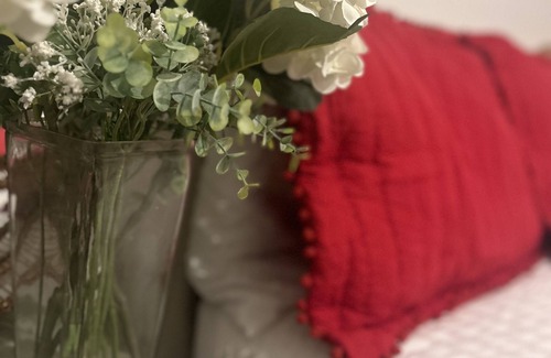 Thornton Casa | Thorn - Romance Deluxe Room