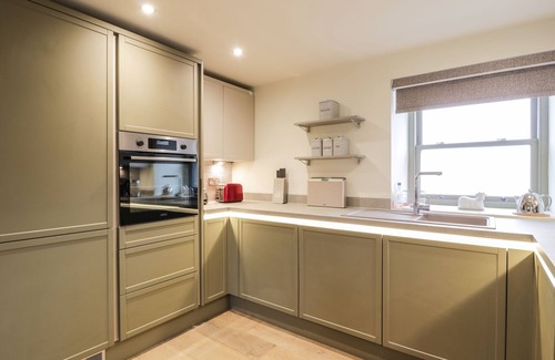 Plean Cabaña | THORNEYDYKE COTTAGE, family friendly, with a garden in Stirling
