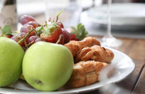 Girton Casa | Thornton House Apartments, Cambridge - FREE On-site Parking