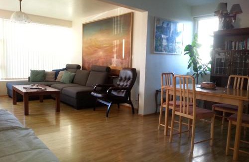 Seltjarnarnes Apartamento | Thorshamar - Car Included