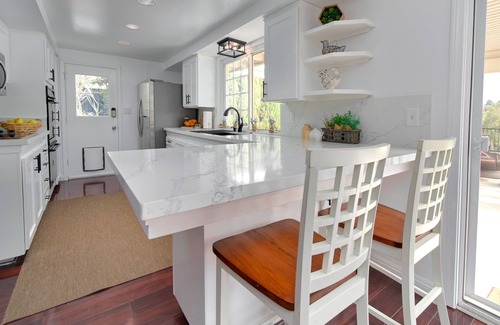 Thousand Oaks Casa | Thousand Oaks Pool Paradise—Private Home, Pool, & Free Heated Hot Tub!