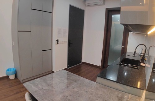 Bukit Indah Casa | THR1 Cozy Studio with Netflix SKYTREES
