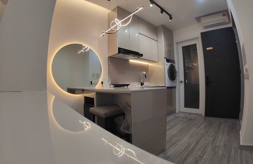 Bukit Indah Casa | THR1 Cozy Studio with Netflix SKYTREES
