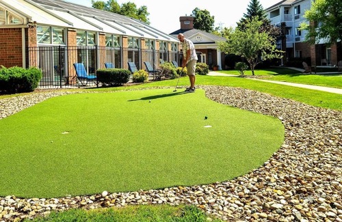 Mishawaka Hotel | Three 1BR Units Near Studebaker National Museum! Indoor Pool, Game Room, Parking