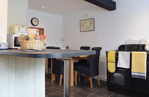 Chaddesley Corbett Cabaña | Three Batch Cottages