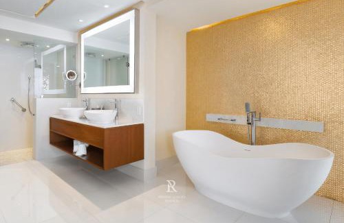 San José del Cabo Complejo | Three BD Penthouse Ocean Front-Villa La Valencia