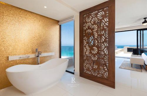 San José del Cabo Complejo | Three BD Penthouse Ocean Front-Villa La Valencia