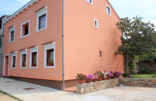 Veli Losinj Apartamento | Apartamento de tres habitaciones con una terraza Veli Losinj, Losinj (A-11495-b)