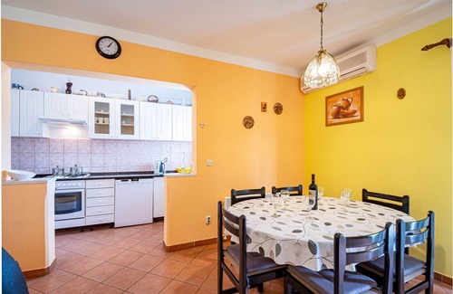 Kneza Apartamento | Apartamento de tres habitaciones en la playa Kneza, Korcula (A-10168-c)