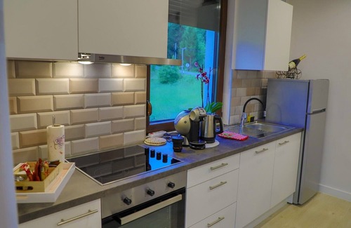 Lohovo Apartamento | Apartments Edy / Three-Bedroom Apartment