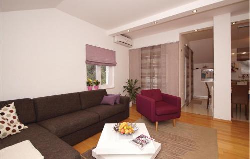 Racisce Apartamento | Three-Bedroom Apartment In Racisce