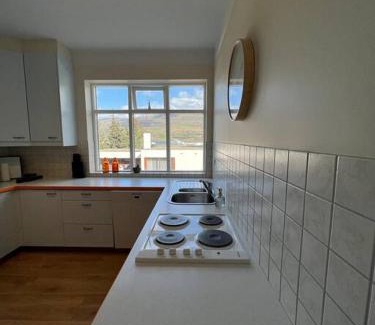 City Center Apartamento | Three bedroom apartment close to downtown