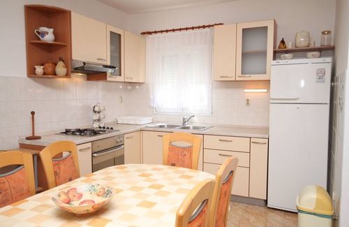 Vlasici Apartamento | Apartamento de tres habitaciones en la playa Vlasici, Pag (A-6523-a)