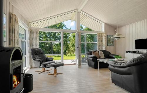 Flovt Strand Casa | Three-Bedroom Holiday Home In Haderslev