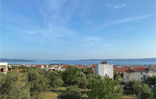 Kastel Stari Casa | Three-Bedroom Holiday Home In Kastel Stari