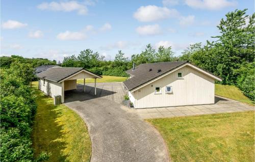 Skaven Strand Casa | Three-Bedroom Holiday Home In Tarm