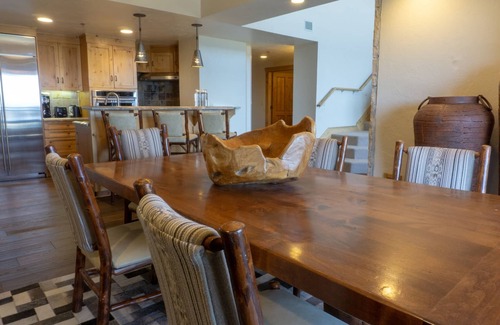 Park City Casa | Three Bedroom Penthouse at the base of Canyons by RedAwning - Save 20% on 7+ Nights!