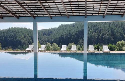 Shiligarnika Apartamento | Three-bedroom Villa in the Beautiful Pinerose Resort