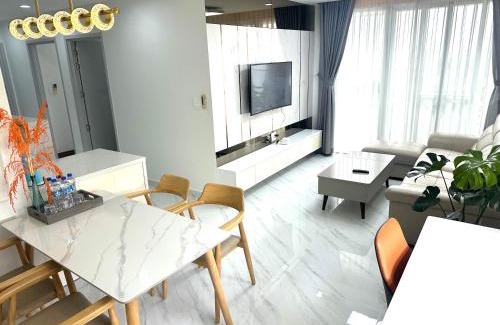Phu My Hung Apartamento | Three Bedrooms in Scenic Valley 2