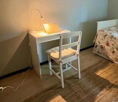 Al Municipality Apartamento | three bedrooms with shared kitchen and bathroom room two