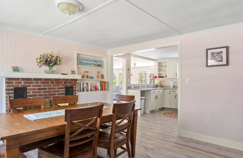 Plymouth Casa | Three Bouys at Priscilla Beach