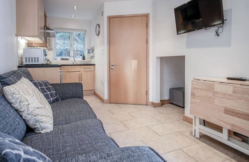 Parkmill Cabaña | Three Cliffs Cottage - 2 Bed - Parkmill