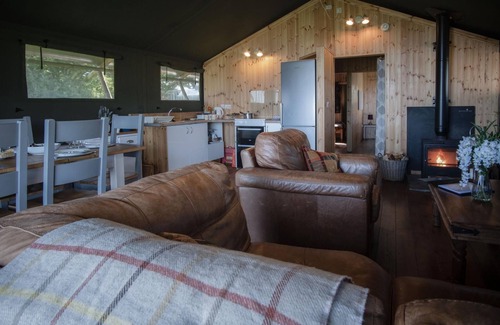 Llangennith Alquiler De RV | Three Cliffs - Safari Glamping Tent - Llangennith