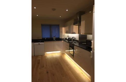 Clyst St Mary Cabaña | Three cottages sleeping 18 guest