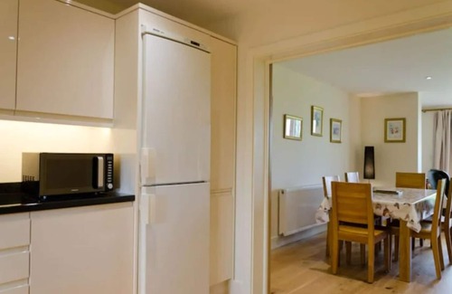 Clyst St Mary Cabaña | Three cottages sleeping 18 guest