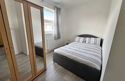 Belvedere Apartamento | Three Double Rooms in Spacious Home
