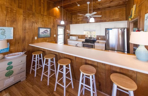 Sandbridge Casa | Three Knots