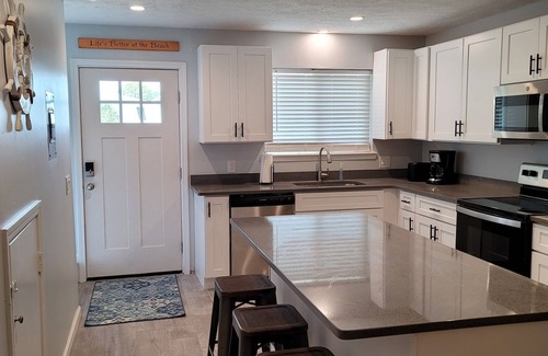 Gulf Vista Casa | 🌞 Three Large Beach Townhomes - Sleeps 24! 🤿 Private Pool⚓3 Free Golf Carts 🌊
