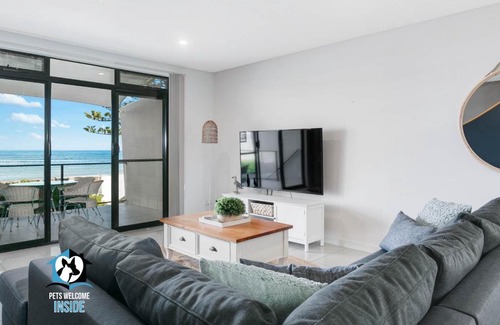 Encounter Bay Casa | Three Level Esplanade Magic with Stunning Views