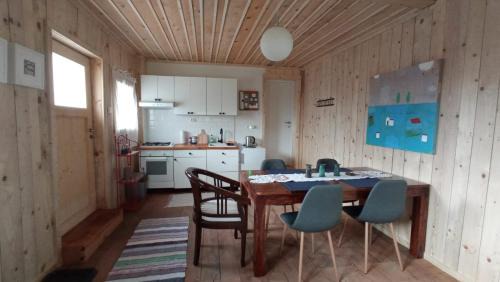 Plaski Apartamento | Three Little Birds Artists Residence