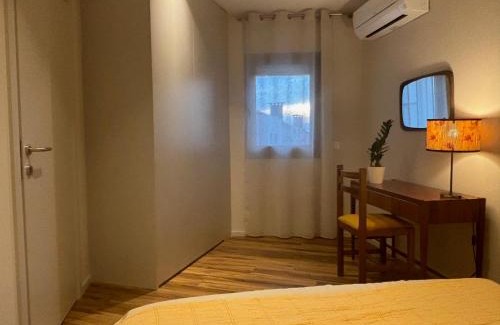 Guimaraes Apartamento | Three Little Birds -RedBird