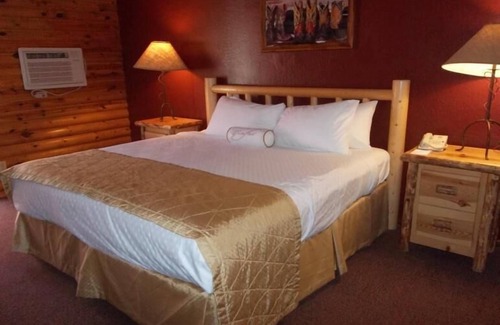 Kohls Ranch Complejo | Three Modish Units! Family & Friends Getaway! 4 Seasons Recreation, Pool