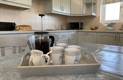 Winkleigh Casa | Three Moors View is a spacious five-bedroom house in rural West Devon