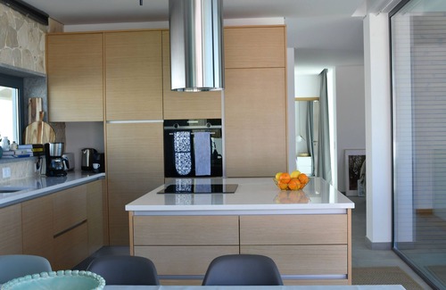 Salema Casa | Three Palms Nordic Luxury Villa Salema with fantastic seaviews
