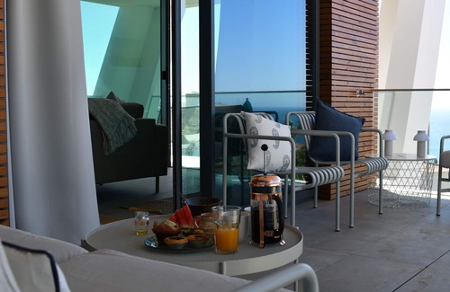 Salema Casa | Three Palms Nordic Luxury Villa Salema with fantastic seaviews