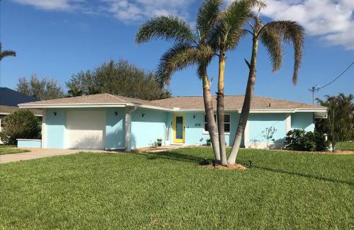 Fort Myers Casa | Three Palms Retreat