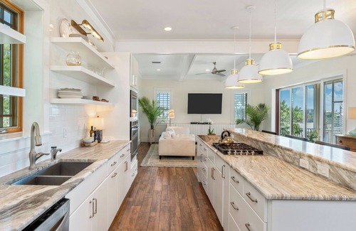 Gulfview Heights Casa | Three Palms at Betty|Easy Beach Access|Private Pool & Golf Cart