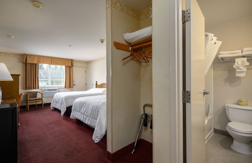 Sedro-Woolley Hotel | Three Rivers Inn