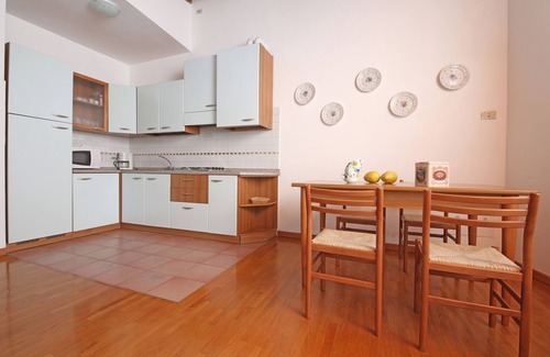 Gargnano Apartamento | Apartamento de tres habitaciones Casa Caterina a dos minutos de la playa.
