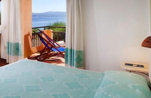 Capo d'Orso Apartamento | Apartamento de playa de tres habitaciones Residence Il Mirto, del grupo Delphina, en Palau